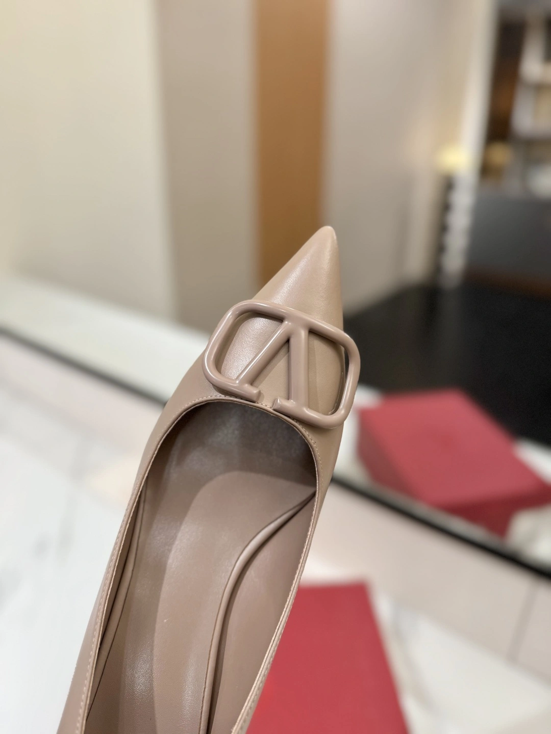 COCO-- V1859ti9o 1W2S0EN0MZFP45 Heel height：4.5CM goatskin Calfskin item:E-X138C3026